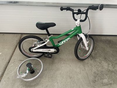 Woom 2 w/ Rear Freewheel and Coaster Brake Rear Wheel.