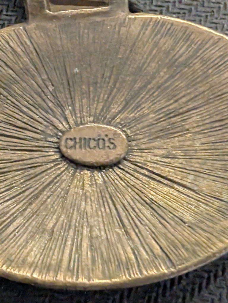 Main image 6