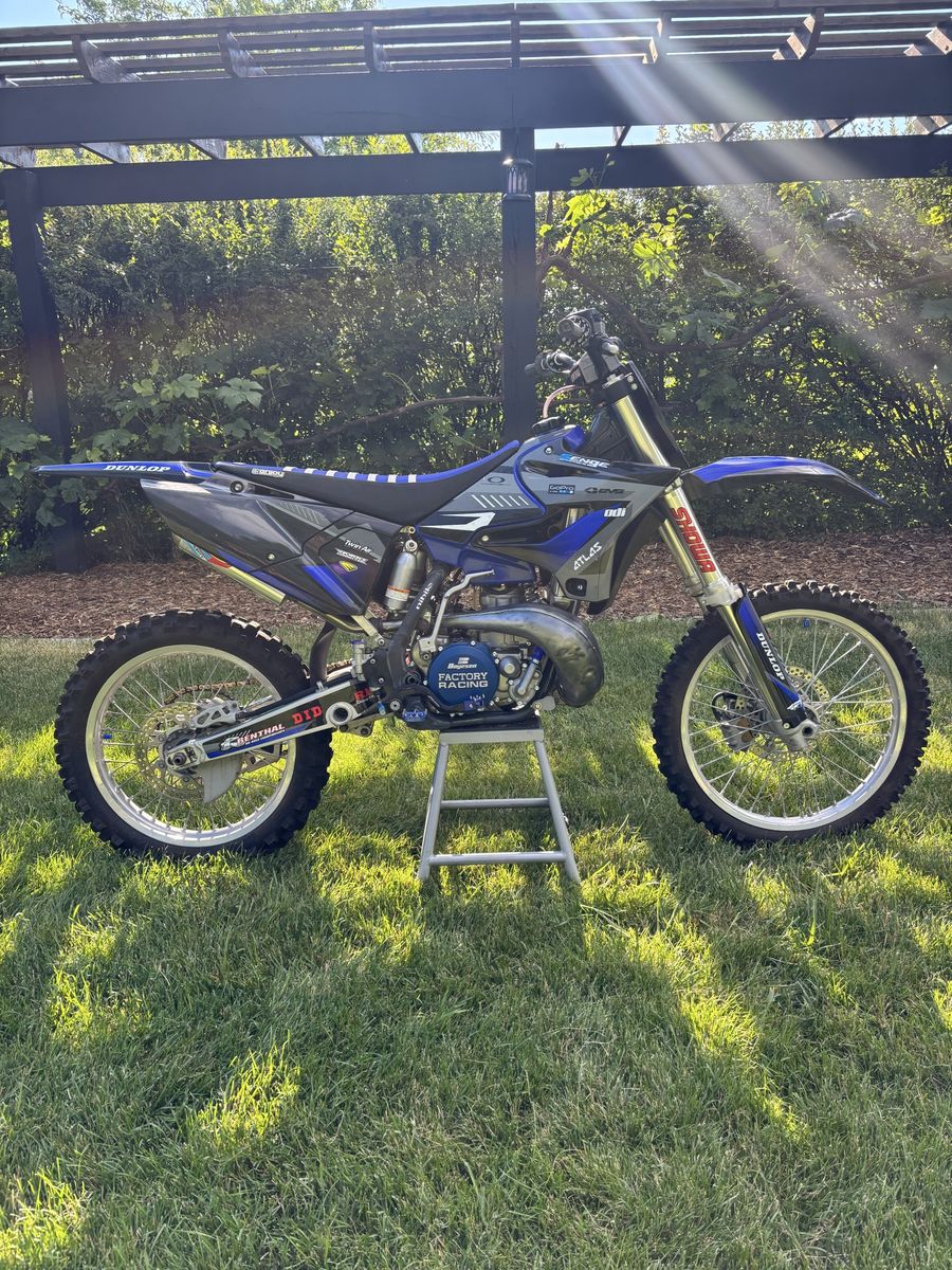 Yz250