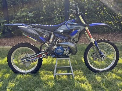 Yz250