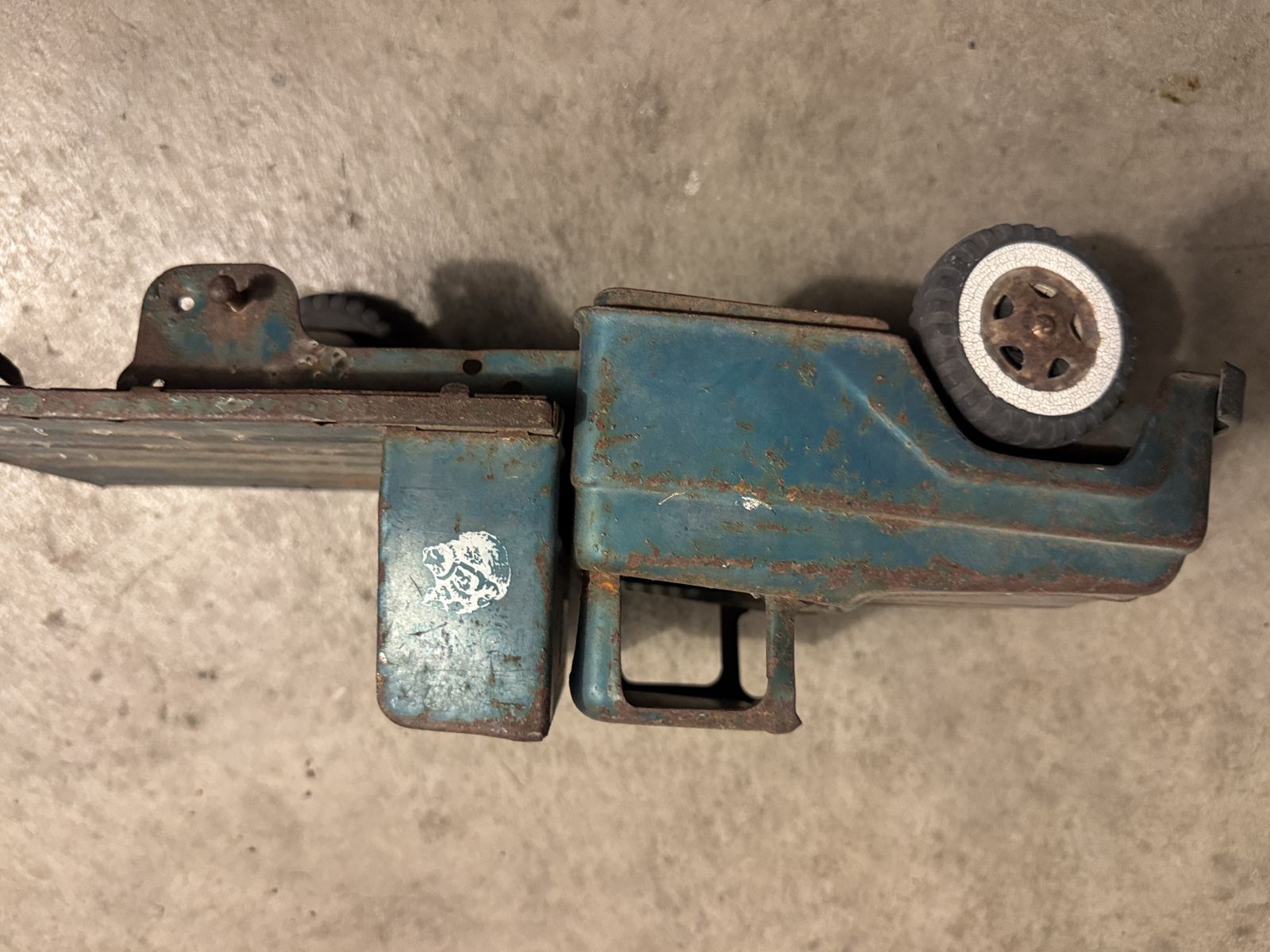 Vintage Metal Toy Truck and Horse Trailer - Rustic Collectible - As-Is Condition