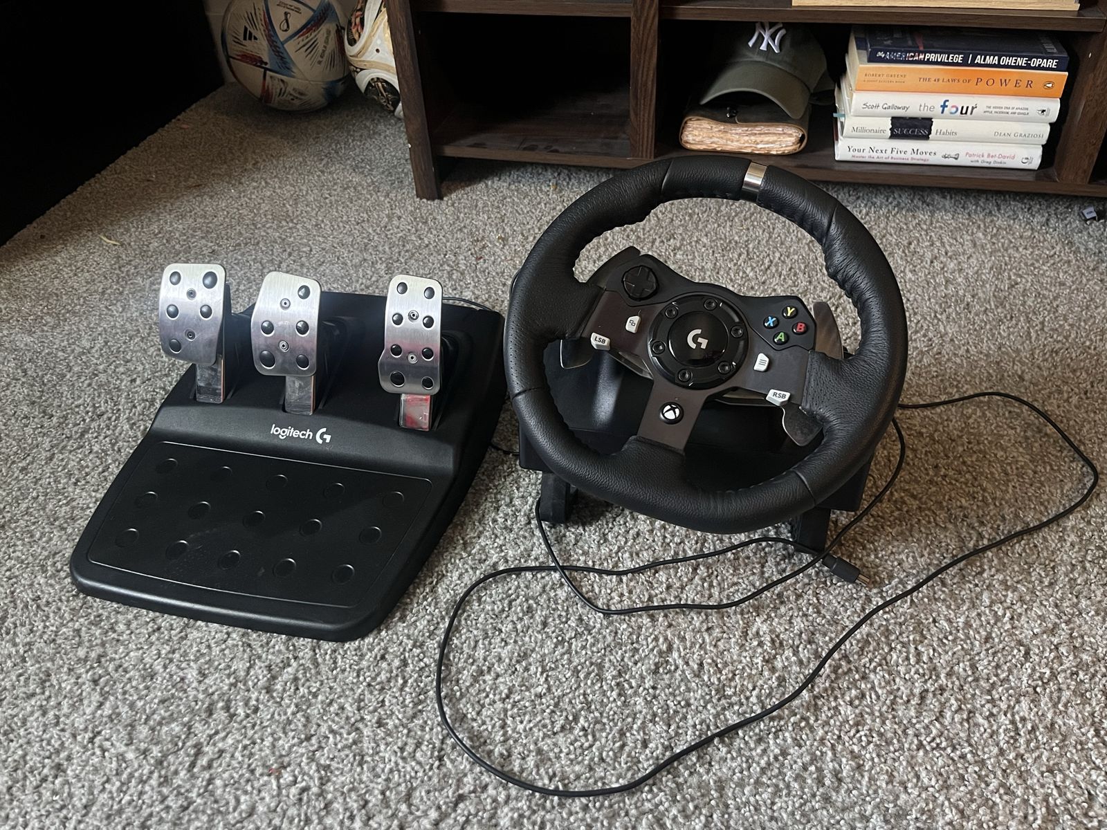 Logitech G920 Driving Force Racing Wheel and Pedals for Xbox and PC