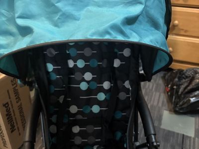 Blue and Black Geometric Print Baby Stroller