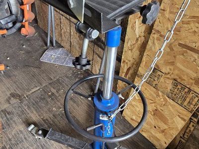 transmission jack 1300 lbs capacity