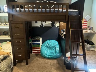 Bunk bed