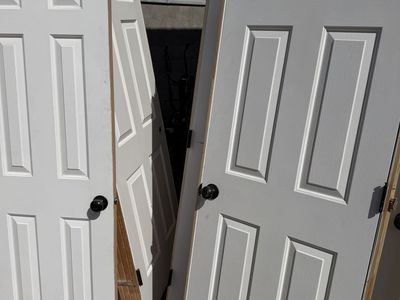 White 6-Panel Prehung Interior Doors with Hardware
