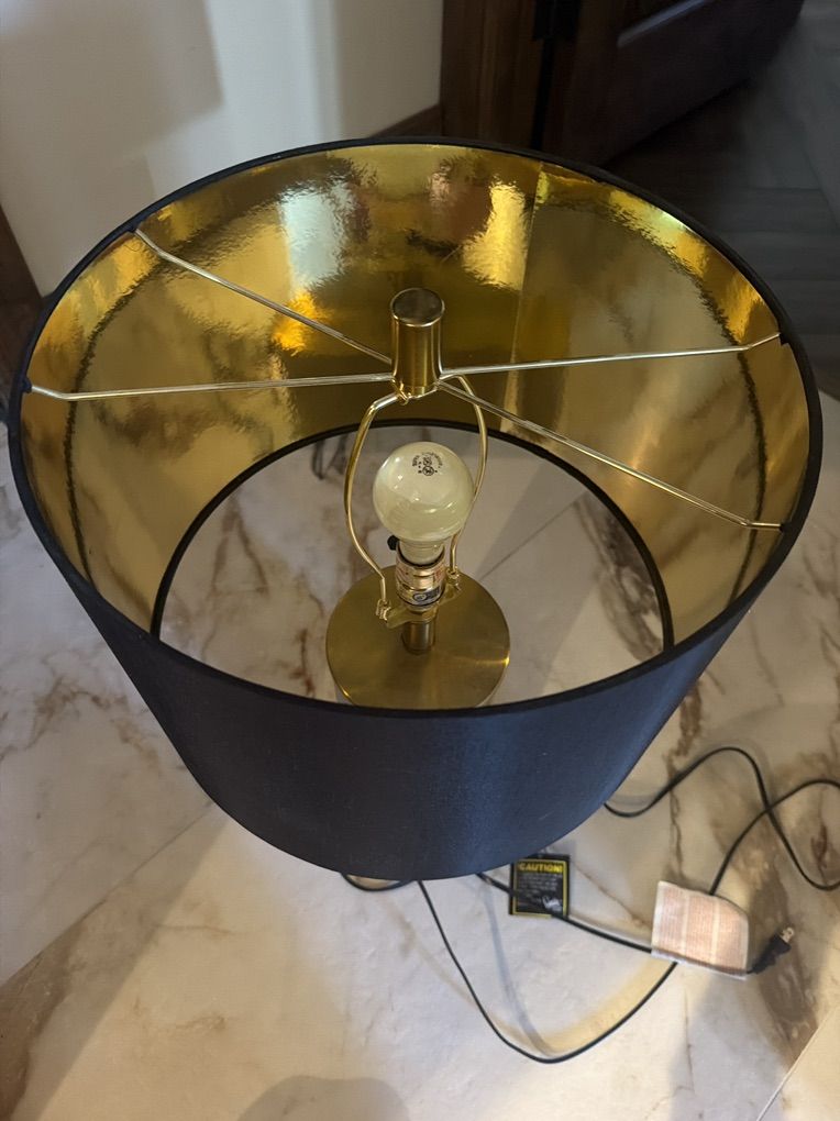 Main image 3