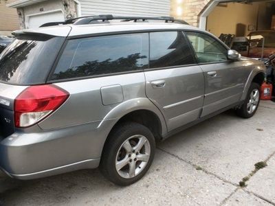 2008 Subaru Outback 2.5 XT Limited Wagon - Gray, Parts/Repair, Front Bumper Missing no engine