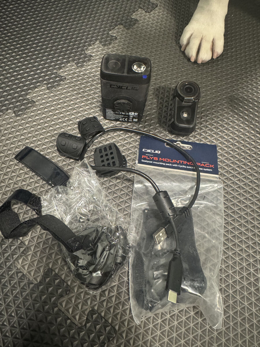 Cycliq fly6 safety bundle - Front & Rear cycle cameras with mounts (2 bundles avail.)