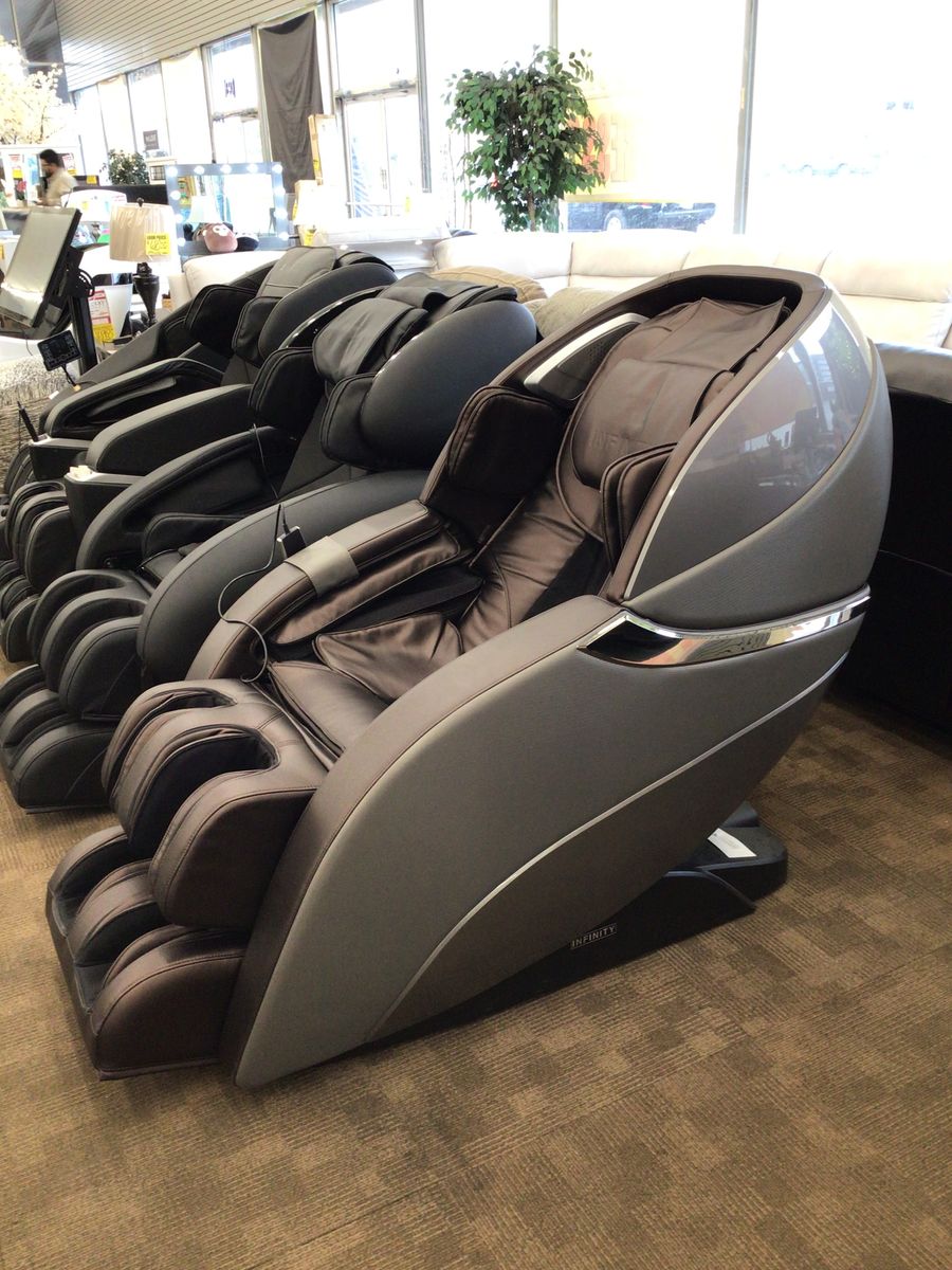 Deluxe Massage Chairs starting @$1698