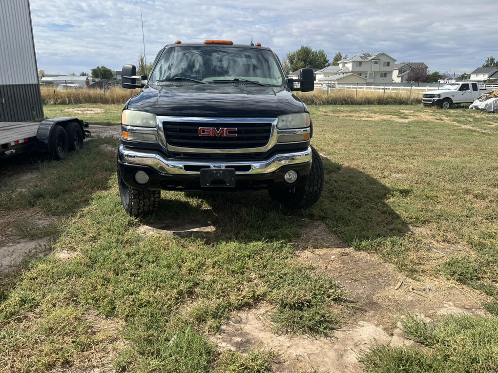 2004 GMC 2500