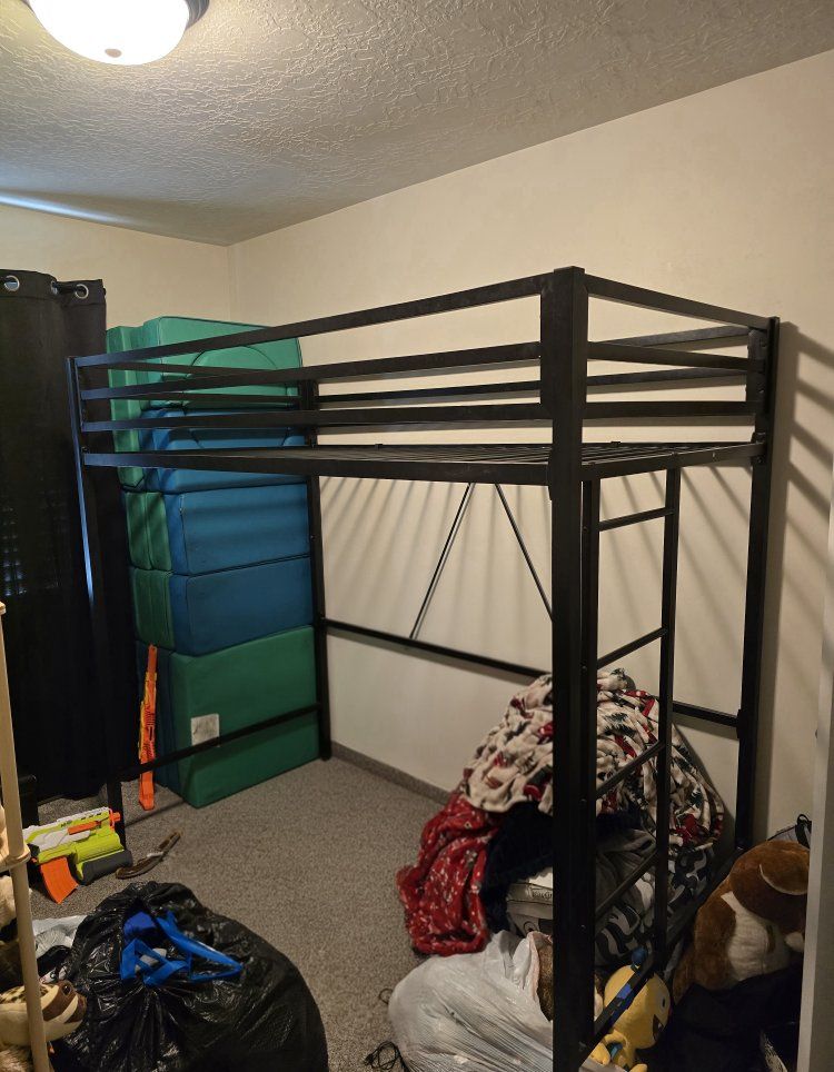 Main image 2