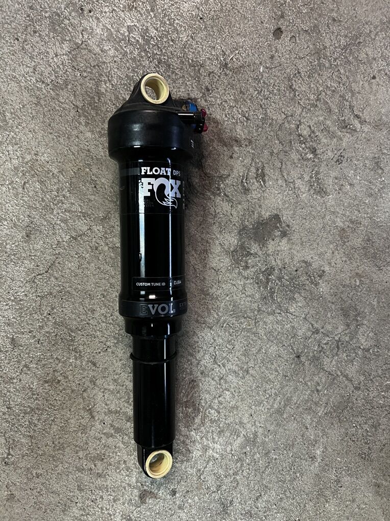 Fox Performance Elite Rear Air shock