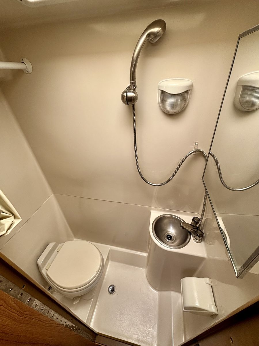 Main image 13