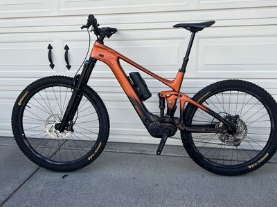 2023 Giant Trance X Advanced E+ Elite 2 E-bike with 200 wh Range Extender Size Large