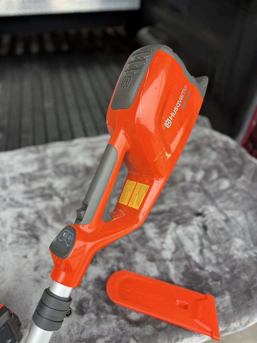 Husqvarna 120iTK4 Battery Pole Saw Kit with 20V Battery and Charger - Used, Excellent Condition