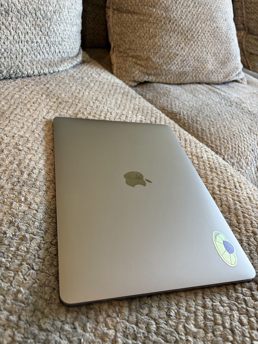MacBook Pro 2019 13 - In