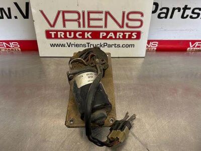 E006-055 MOTOR-WIPER ASSEMBLY