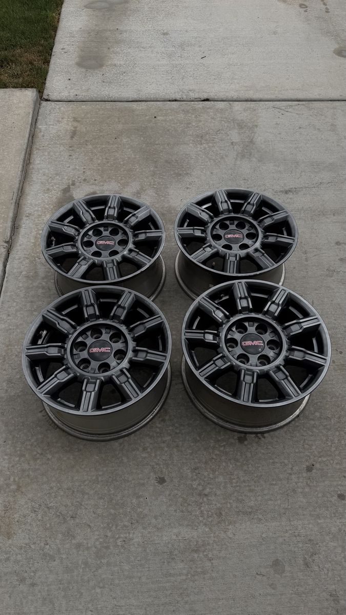 GMC Sierra 1500 AT4X Yukon Rims 18”