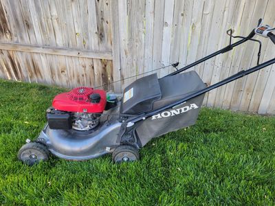 2019 Honda HRR216K11VKA Self powered mower