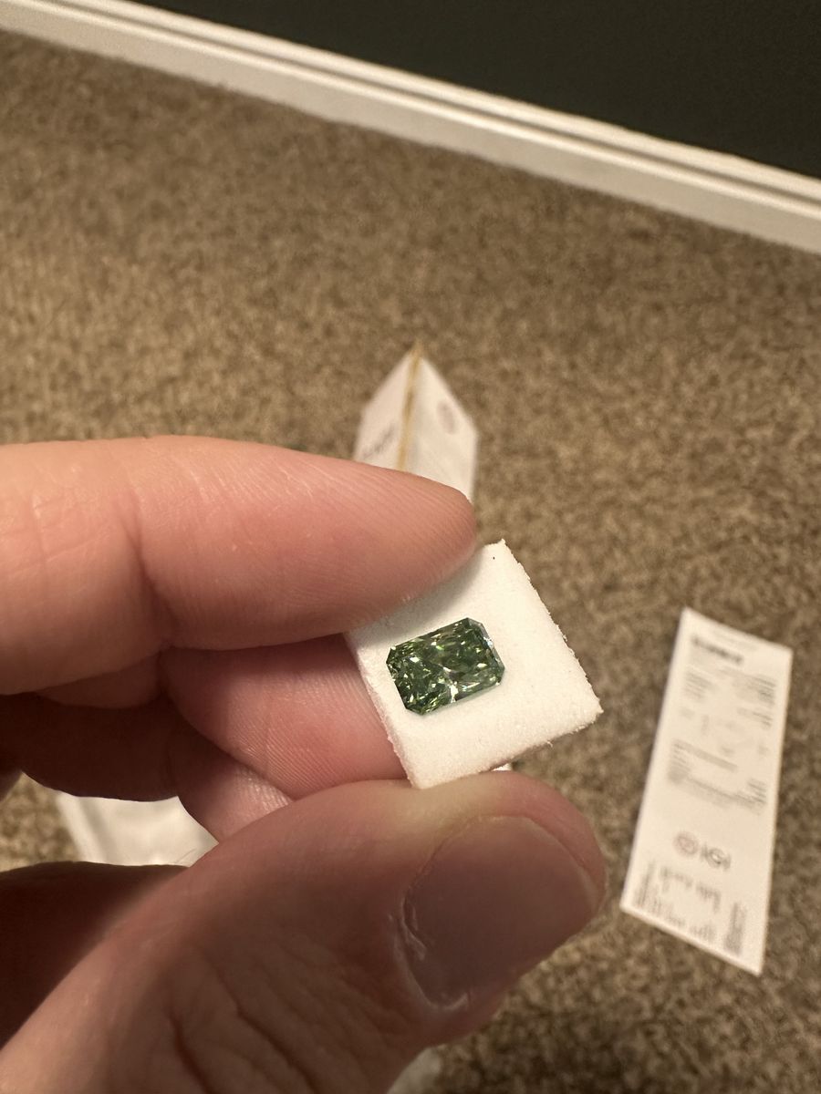 Green 1.53 carat Diamond - LAB GROWN - LOOSE