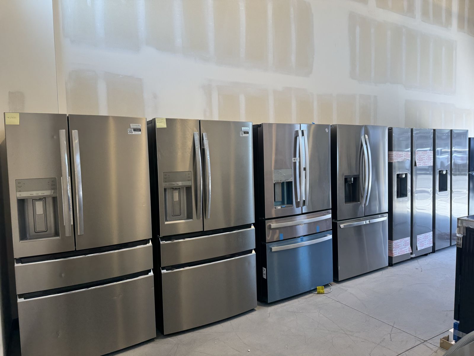 New scratch and dent Frigidaire Gallery 4 door French door refrigerator
