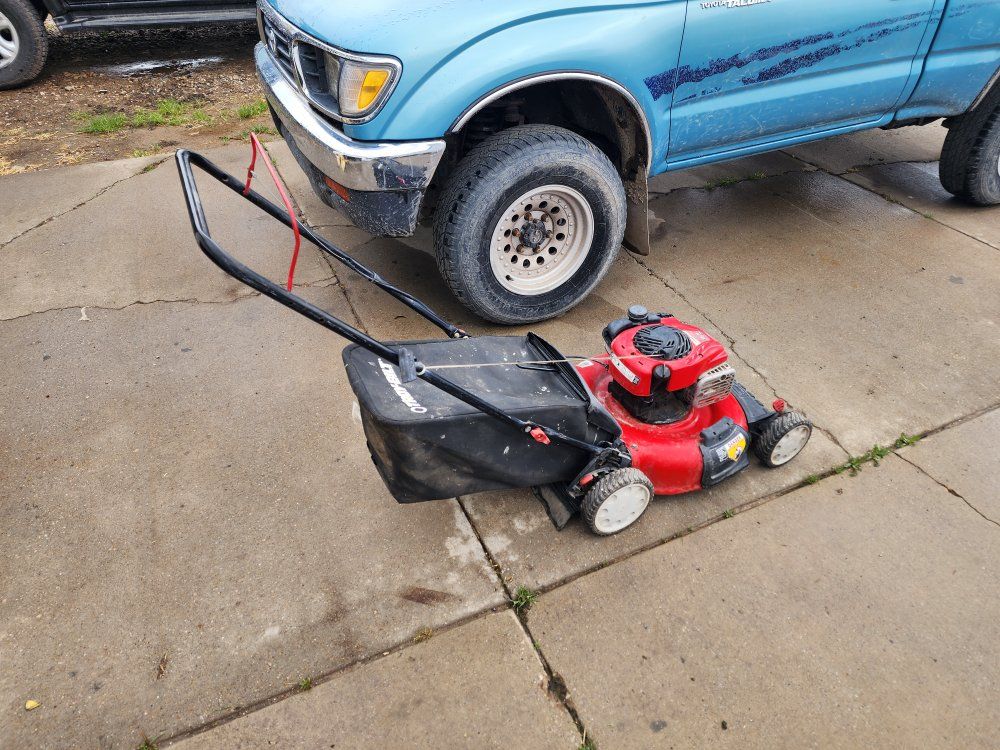 Troy Built push mower with bag