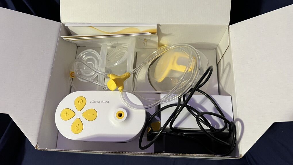 Medela Breast Pump In Style Hands-Free Maxflow