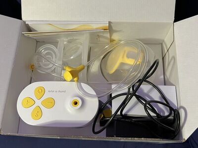 Medela Breast Pump In Style Hands-Free Maxflow