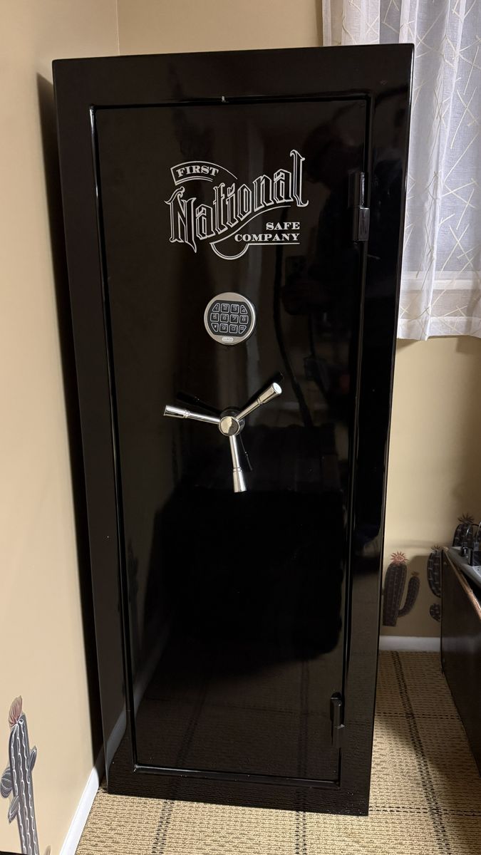 First National Gun Safe / 12-Gun Safe – 45 Min Fire Rated – Approx. 400 lbs – $400