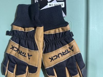 Truck M1 Leather Gloves Brown Size 7 New with Tags