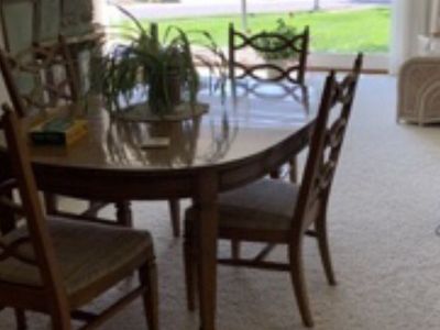 Dining Room Table $175