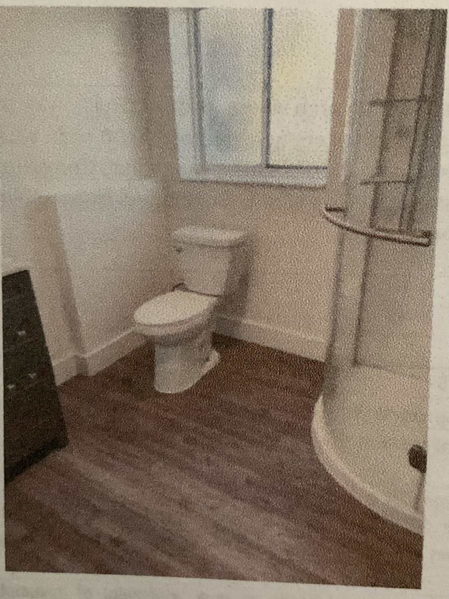 Main image 4