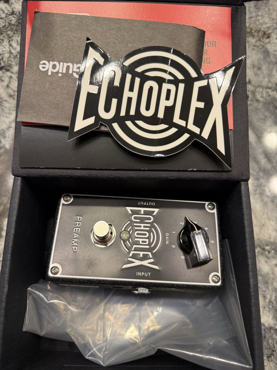 Dunlop EP101 Demo Echoplex Preamp Pedal