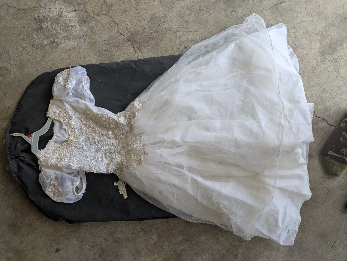 baptism dress. Girls Vintage White Embroidered Lace Tulle Dress Size 8