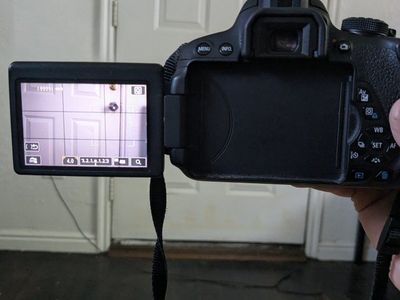 canon t5i camera 35-105 lens