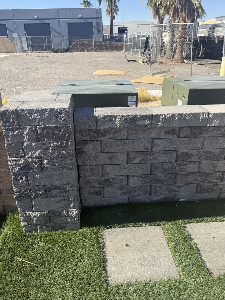 Aspen and Silverton Retaining wall Blocks