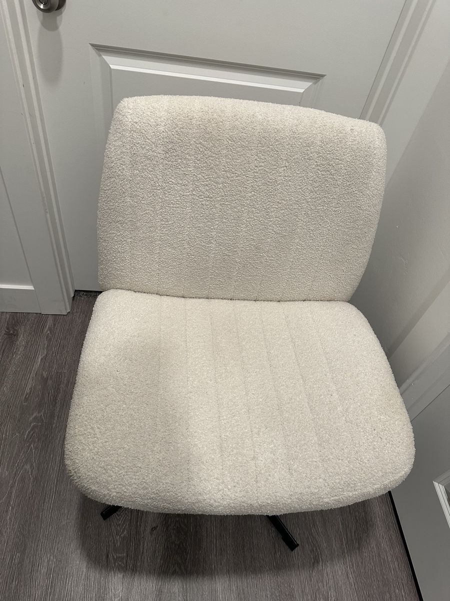 Desk chair