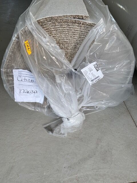 Neutral Carpet 155 Yards (1400 square feet)