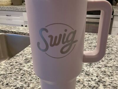 Swig 44oz Pink Tumbler With Handle