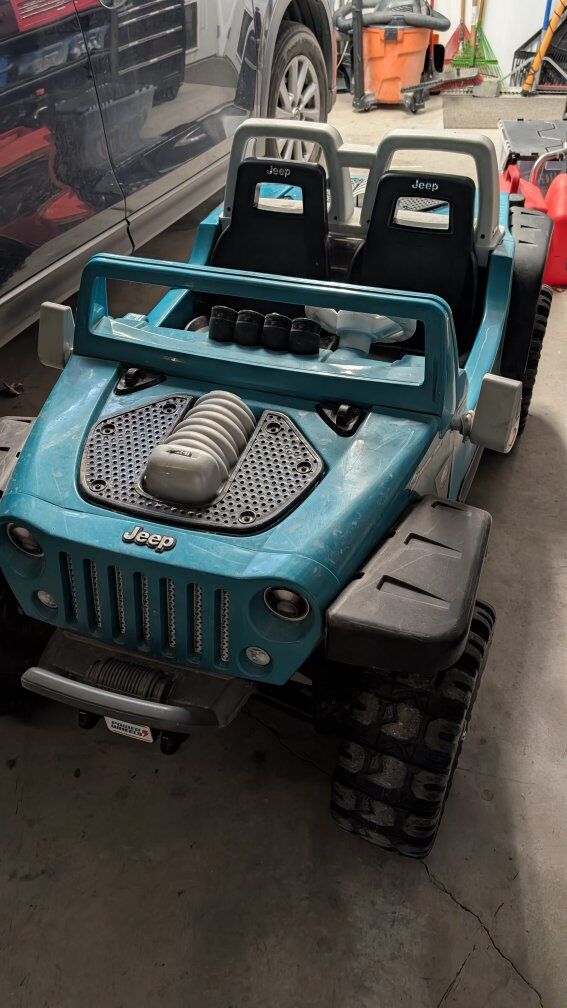 kids battery powered jeep