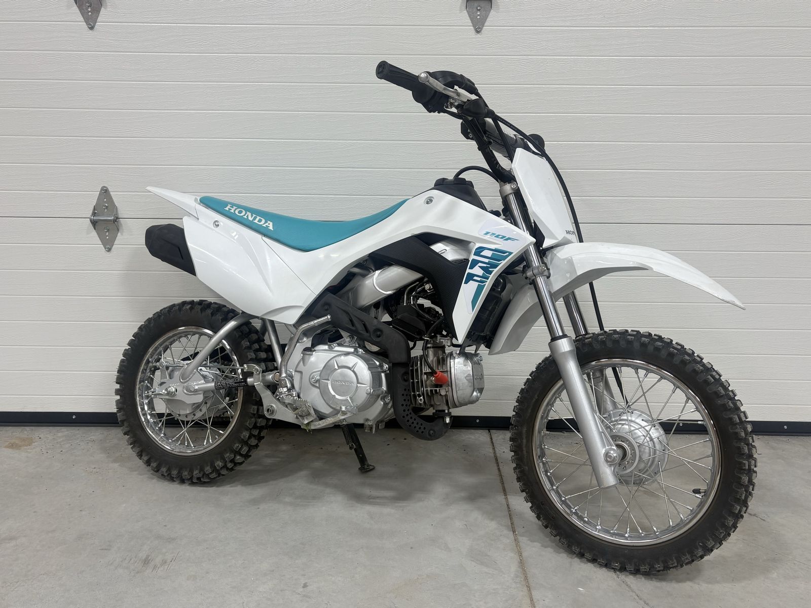 2025 Honda CRF110 pit bike electric start dirt bike
