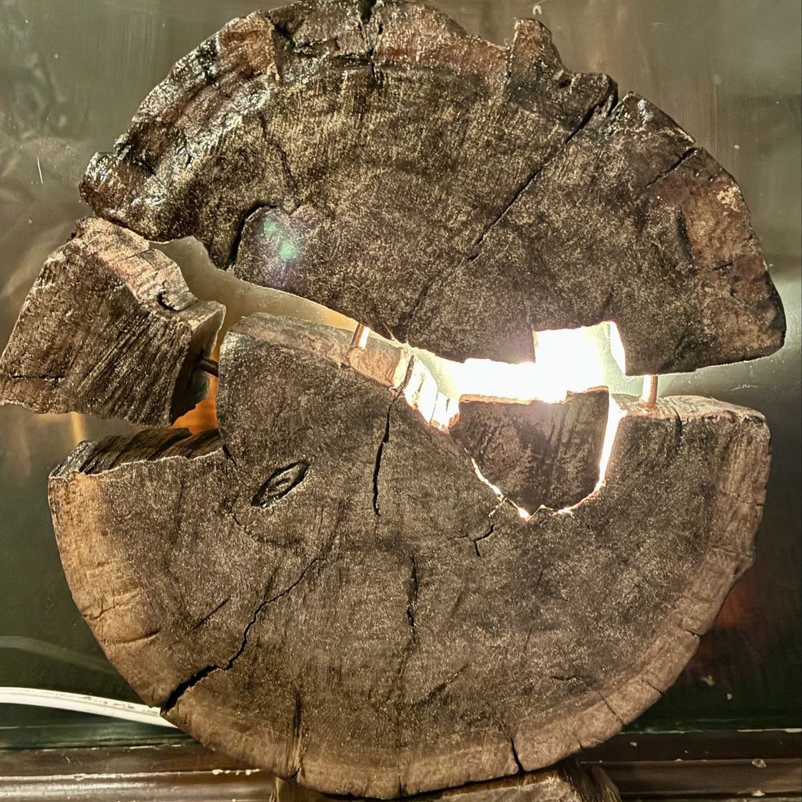 Main image 3
