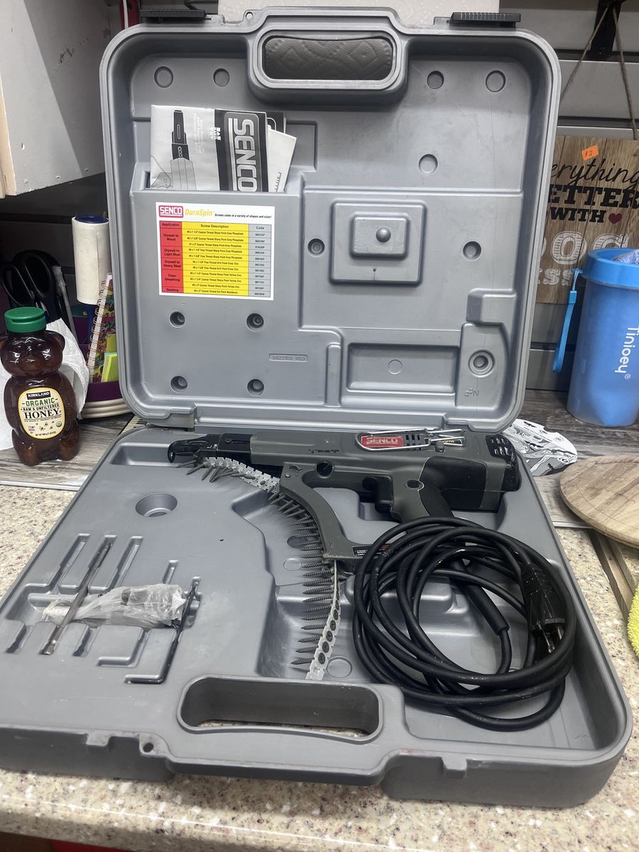 Senco DuraSpin Corded Auto‑Feed Drywall Screw Gun – Like New