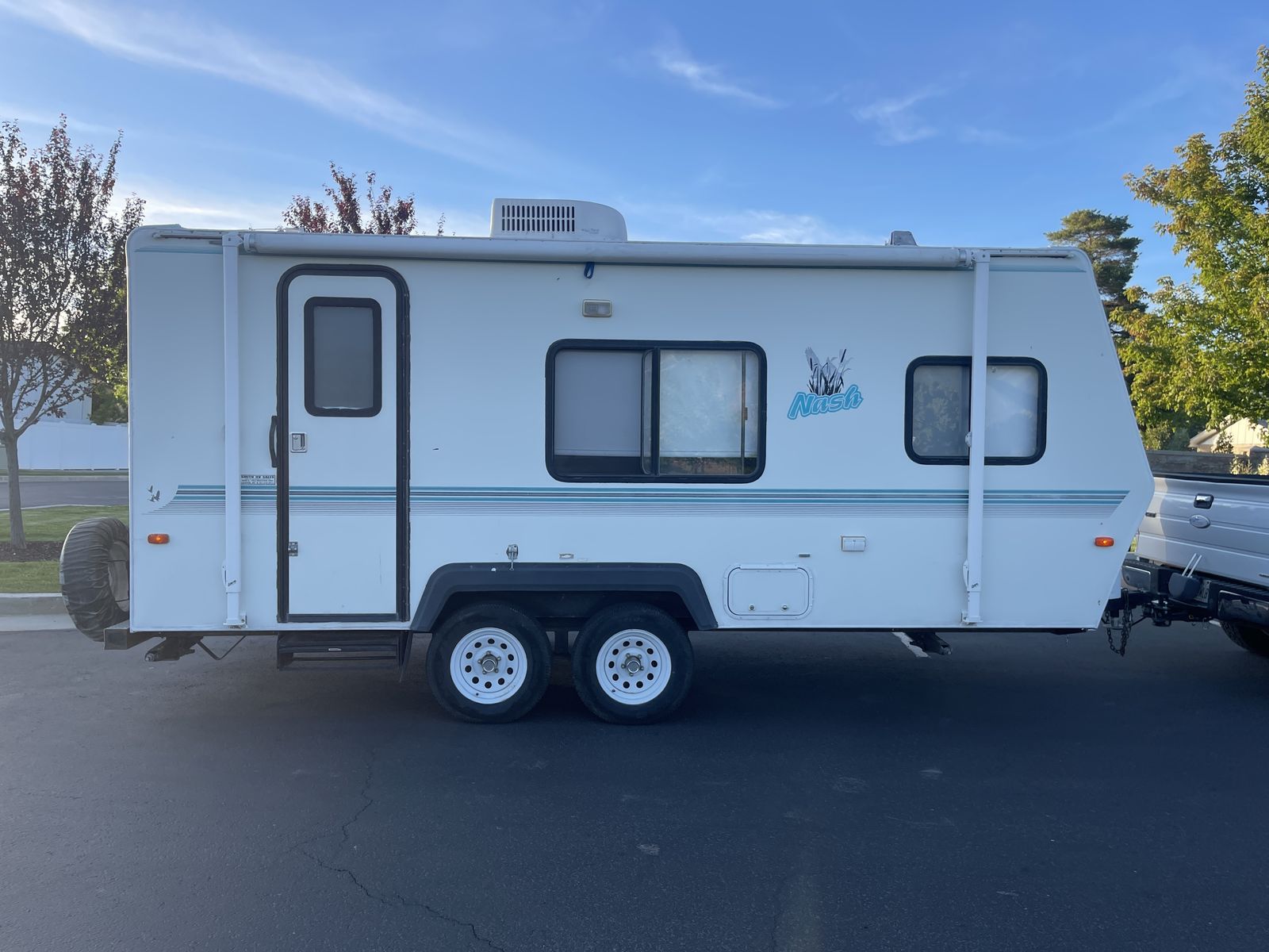 2001 Northwood Nash 19B Travel Trailer