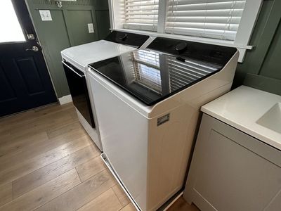 Lg Smart Washer And Dryer Combo LIKE NEW