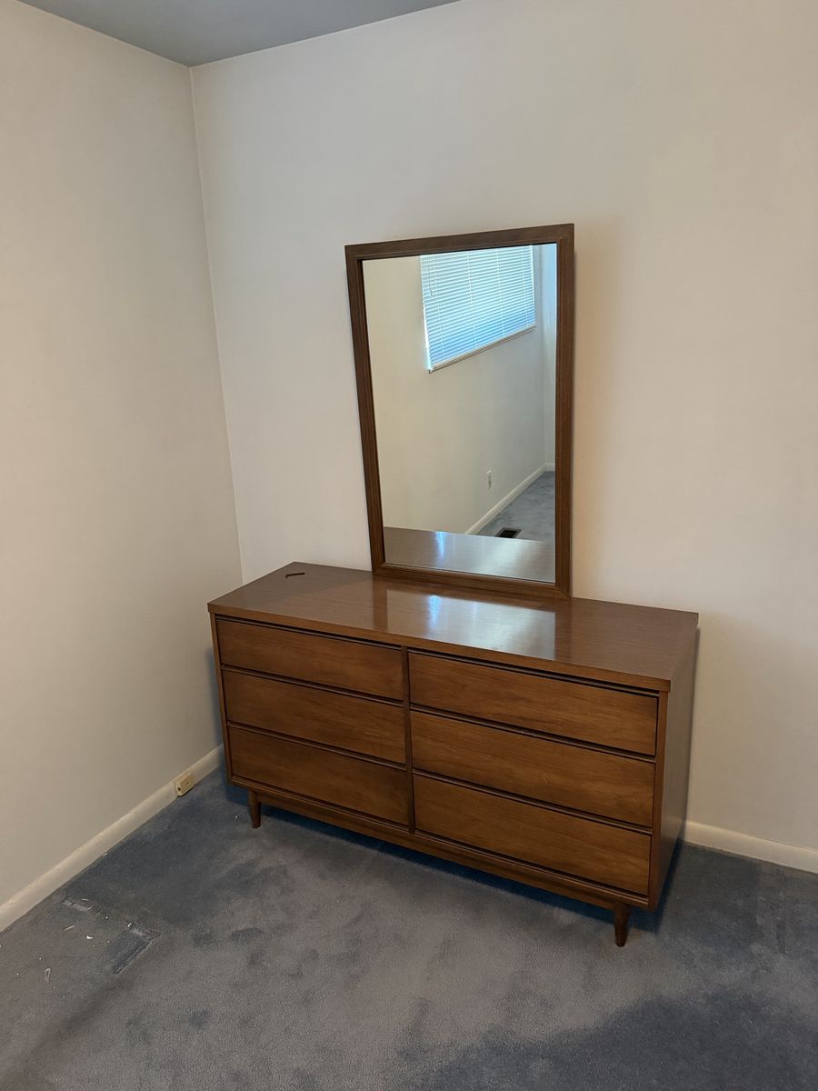 Bedroom dresser