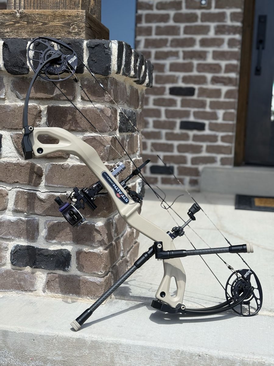 CUSTOM PSE Stealth Carbon Air