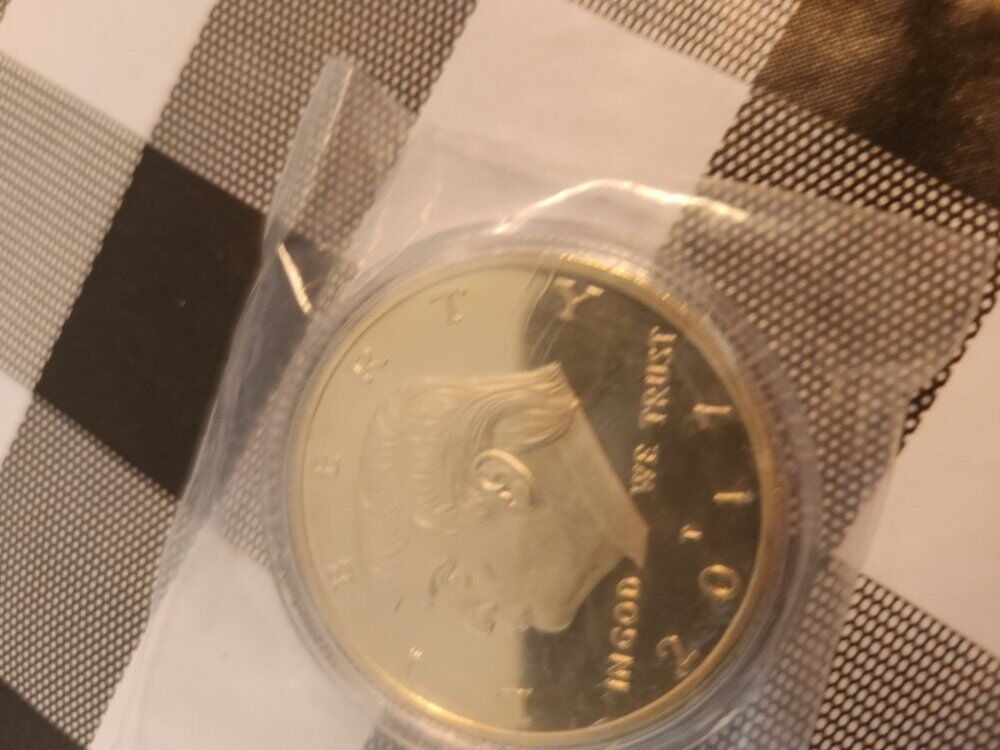 2017 Donald dump dollar