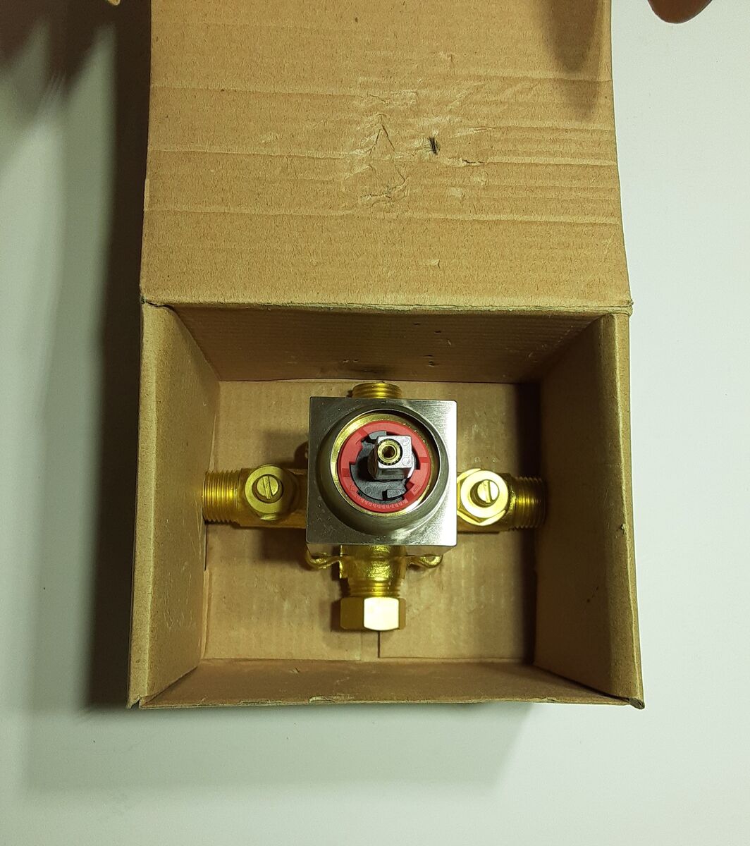 Standard In-Wall Solid Brass Shower Tub Valve - Four Lines - New